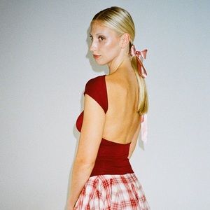 Mode Mischief backless top XXS